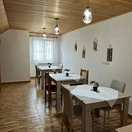 Agroturizem Devin Qerret (Shkoder)